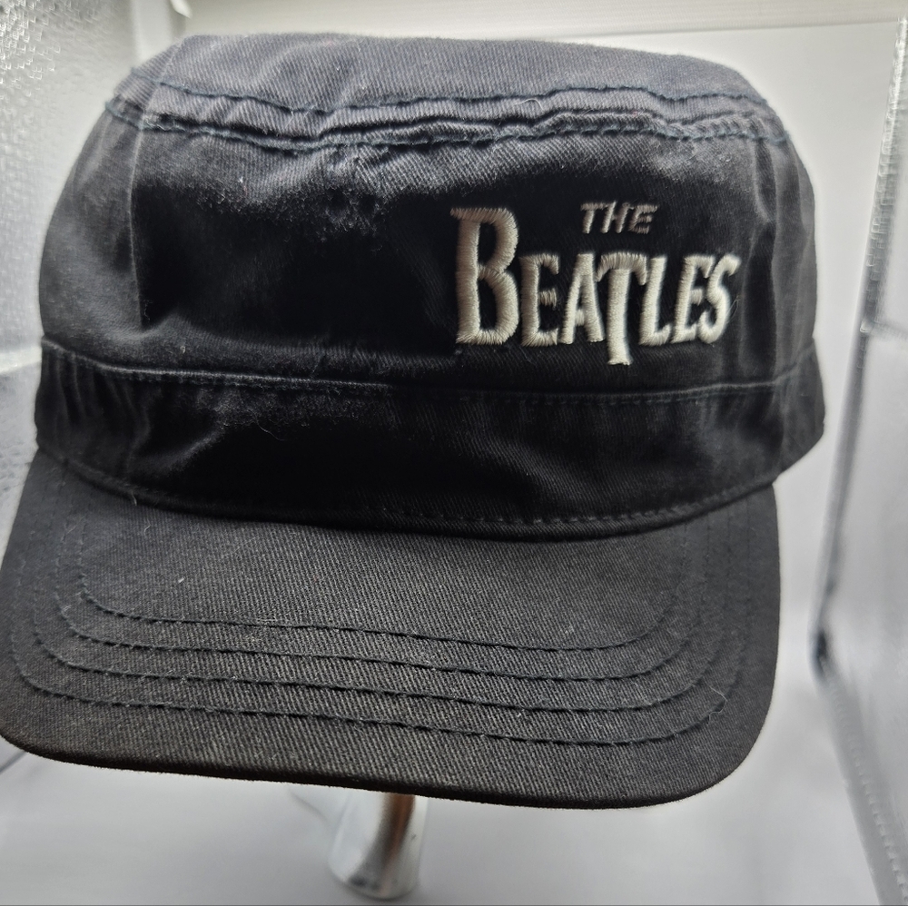 Rare Vintage 2006 The Beatles Black Concept One Cap